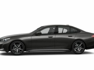 2025 BMW 5 серии 530i xDrive VIII (G60/G61/G68), серый, 8840000 рублей, вид 3