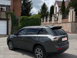 2014 Mitsubishi Outlander III Рестайлинг, серый, 1380000 рублей, вид 5
