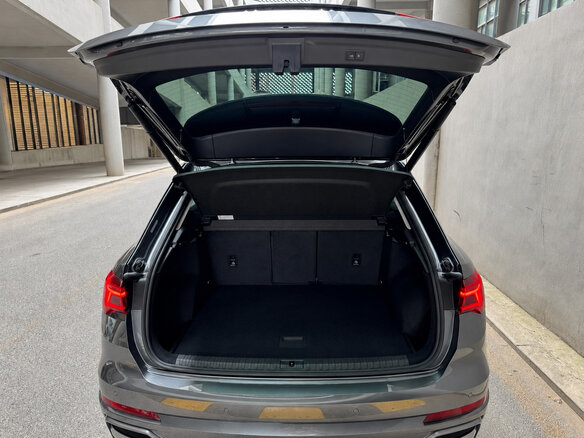 2022 Audi Q3 35 TFSI II (F3), серый, 2540000 рублей - вид 6