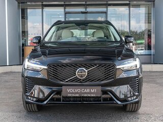 2025 Volvo XC60 II Рестайлинг 2, чёрный, 8700000 рублей, вид 3