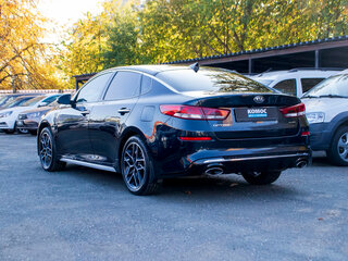 2018 Kia Optima IV Рестайлинг, синий, 1979000 рублей, вид 4