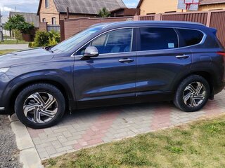 2021 Hyundai Santa Fe IV Рестайлинг, серый, 3350000 рублей, вид 3