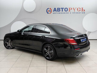 2019 Mercedes-Benz E-Класс 200 V (W213, S213, C238), чёрный, 3170000 рублей, вид 2