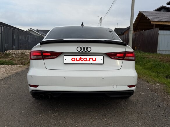 2018 Audi A3 III (8V) Рестайлинг, белый, 1350000 рублей - вид 3