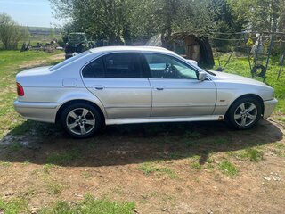 2003 BMW 5 серии 525d IV (E39) Рестайлинг, серебристый, 450000 рублей, вид 4