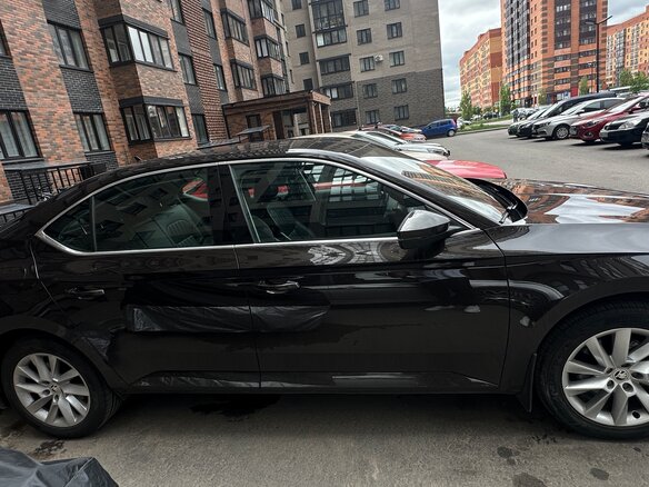 2018 Skoda Superb III, коричневый, 1890000 рублей - вид 7