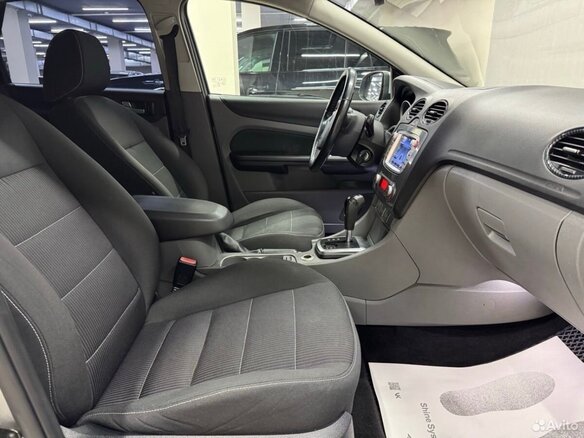 2009 Ford Focus II Рестайлинг, серебристый, 750000 рублей - вид 27