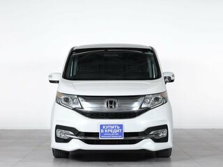 2015 Honda Stepwgn V, белый, 1869000 рублей, вид 3