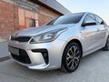 2017 Kia Rio IV, серебристый, 1150000 рублей