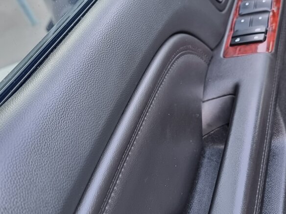 2011 Cadillac Escalade III, чёрный, 2400000 рублей - вид 19