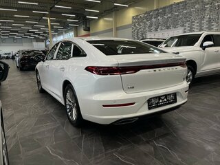 2024 Bestune B70 I Рестайлинг, белый, 2653000 рублей, вид 4