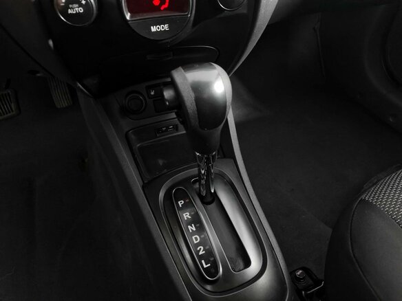 2010 Kia Rio II Рестайлинг, красный - вид 15