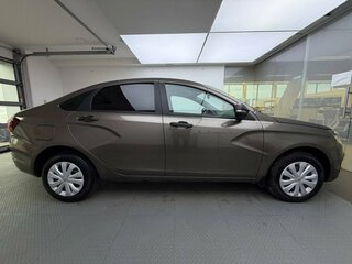 2024 Lada (ВАЗ) Vesta I Рестайлинг (NG), коричневый, 1260000 рублей, вид 4