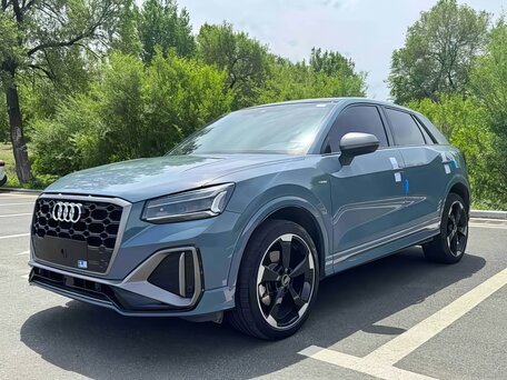 2023 Audi Q2 L 35 TFSI I Рестайлинг, синий, 2155000 рублей, вид 3