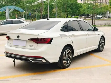 2023 Volkswagen Sagitar III Рестайлинг, белый, 1650000 рублей, вид 4