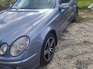 2004 Mercedes-Benz E-Класс 200 III (W211, S211), серый, 900000 рублей, вид 1
