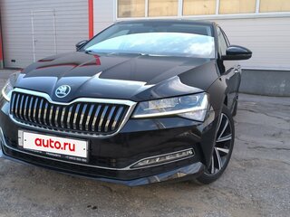 2025 Skoda Superb III Рестайлинг, чёрный, 3000000 рублей, вид 1