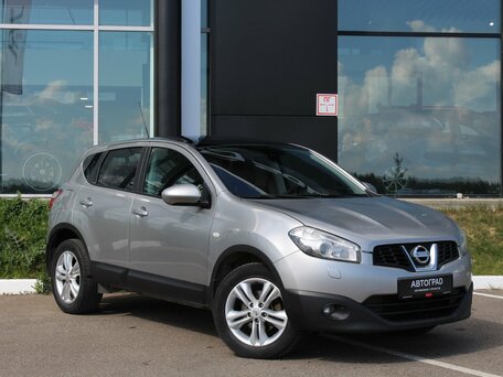 2011 Nissan Qashqai I Рестайлинг, серебристый, 1050000 рублей, вид 3