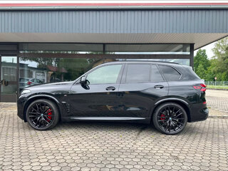 2025 BMW X5 40d IV (G05/G18) Рестайлинг, чёрный, 12850000 рублей, вид 3
