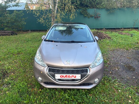 2013 Peugeot 208 I, розовый, 600000 рублей - вид 1