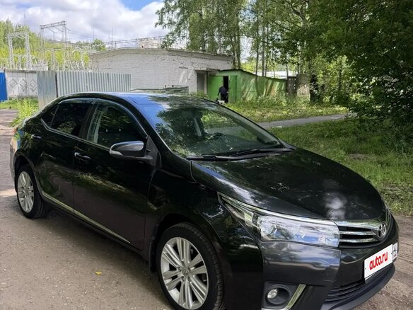 2013 Toyota Corolla XI (E160, E170, E180), чёрный, 1450000 рублей - вид 2