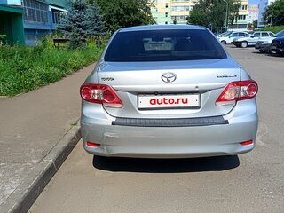 2011 Toyota Corolla X (E140, E150) Рестайлинг, серебристый, 750000 рублей, вид 2