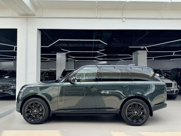 2026 Land Rover Range Rover P400 MHEV V, зелёный, 20990000 рублей - вид 8