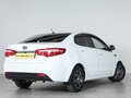 2014 Kia Rio 6-speed III, белый, 999000 рублей - вид 5