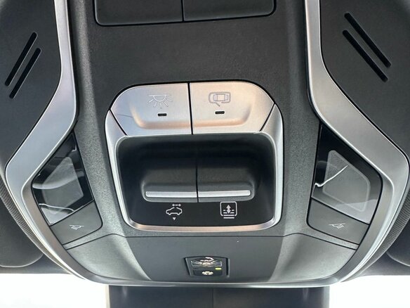 2023 Geely Tugella I Рестайлинг, белый, 2549000 рублей - вид 22