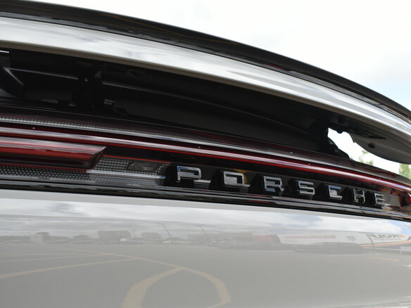 2026 Porsche Cayenne Coupé III Рестайлинг, серый, 19490000 рублей - вид 35