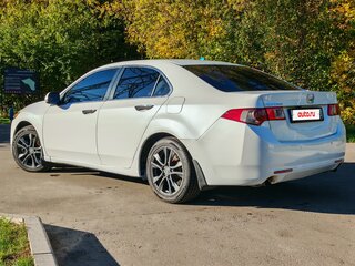 2010 Honda Accord VIII, белый, 880000 рублей, вид 5