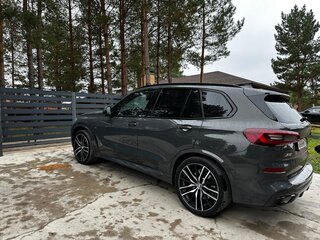 2022 BMW X5 40d IV (G05/G18), серый, 9100000 рублей, вид 3