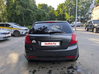 2010 Kia Ceed I Рестайлинг, серый, 550000 рублей, вид 4