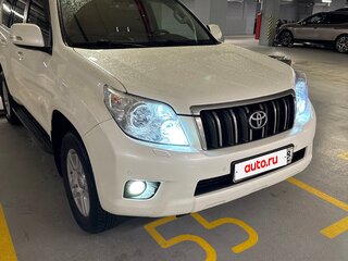 2011 Toyota Land Cruiser Prado 150 Series, белый, 2296000 рублей, вид 4