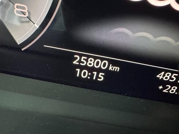 2021 Audi Q3 35 TFSI II (F3), белый, 2310000 рублей - вид 14