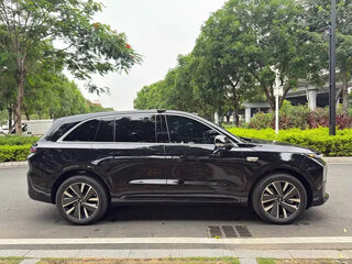 2026 Li Auto (Lixiang) L6 I, чёрный, 5200000 рублей, вид 4