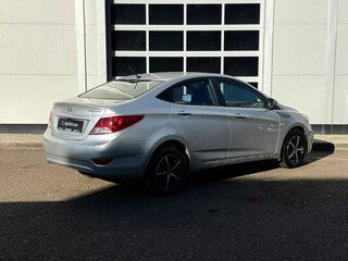 2011 Hyundai Solaris I, серебристый, 600000 рублей, вид 5