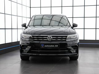 2019 Volkswagen Tiguan II, чёрный, 3090000 рублей, вид 2