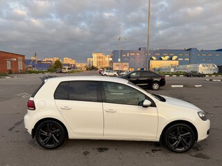 2011 Volkswagen Golf VI, белый, 685000 рублей, вид 4