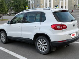 2010 Volkswagen Tiguan I, белый, 1050000 рублей, вид 4