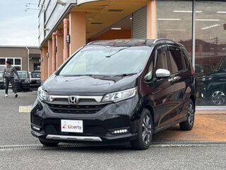 2023 Honda Freed II Рестайлинг, чёрный, 1185000 рублей, вид 2