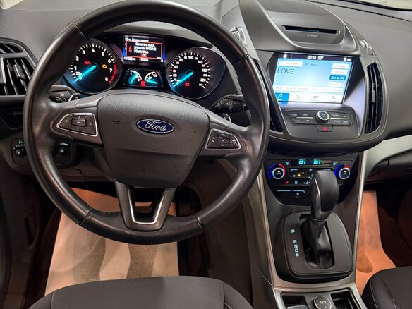 2017 Ford Kuga II Рестайлинг, серый - вид 12