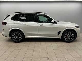 2024 BMW X5 40i IV (G05/G18) Рестайлинг, белый, 10600000 рублей, вид 5