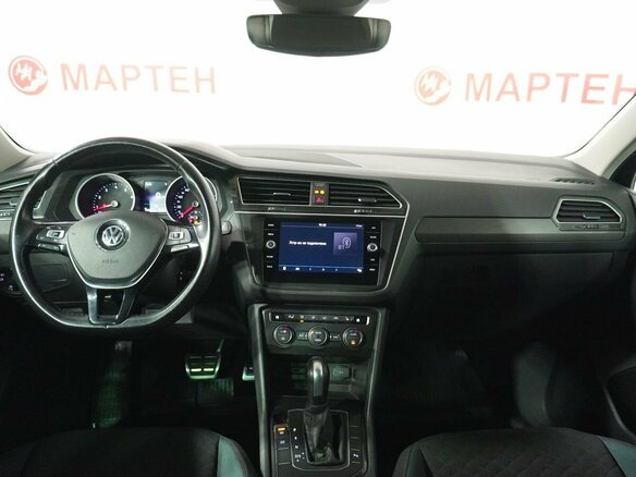 2019 Volkswagen Tiguan II, чёрный, 2213000 рублей - вид 15