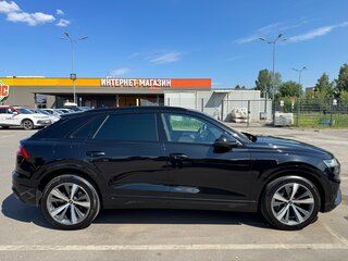 2021 Audi Q8 50 TDI I (4M), чёрный, 8600000 рублей, вид 3