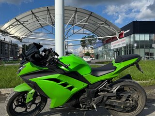 2015 Kawasaki Ninja 300, зелёный, 420000 рублей, вид 2