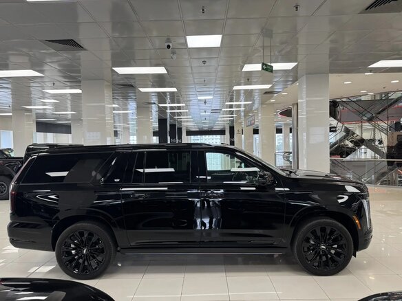 2026 Cadillac Escalade ESV V Рестайлинг, чёрный, 21000000 рублей - вид 8