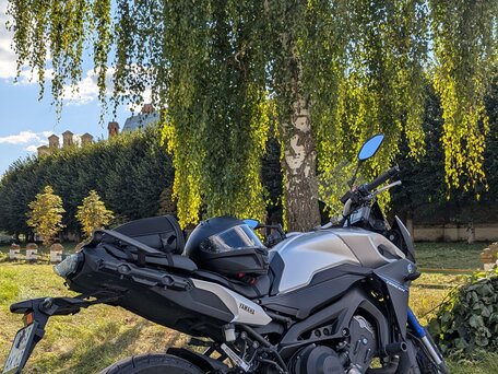 2015 Yamaha MT-09 Tracer (FJ-09), синий, 750000 рублей, вид 1