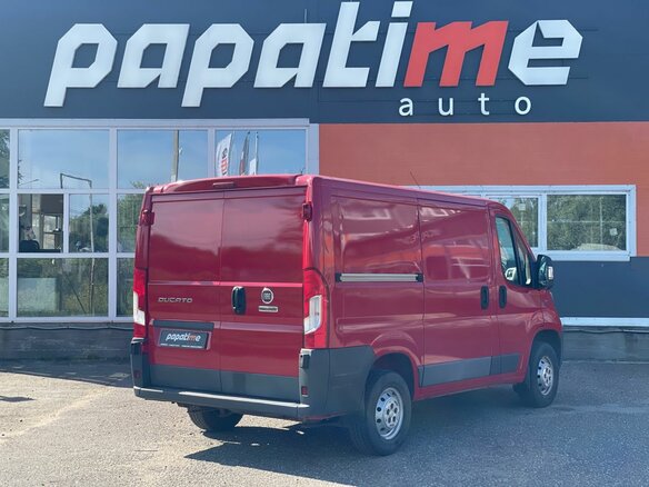 2017 Fiat Professional Ducato, красный, 2399000 рублей - вид 2