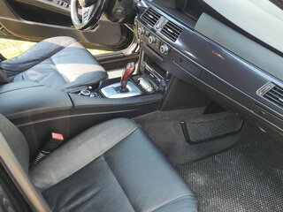 2009 BMW 5 серии 525xi V (E60/E61) Рестайлинг, чёрный, 1150000 рублей, вид 5